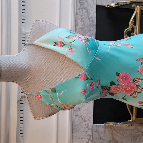 Cache Floral Gown - Picture 2 of 10